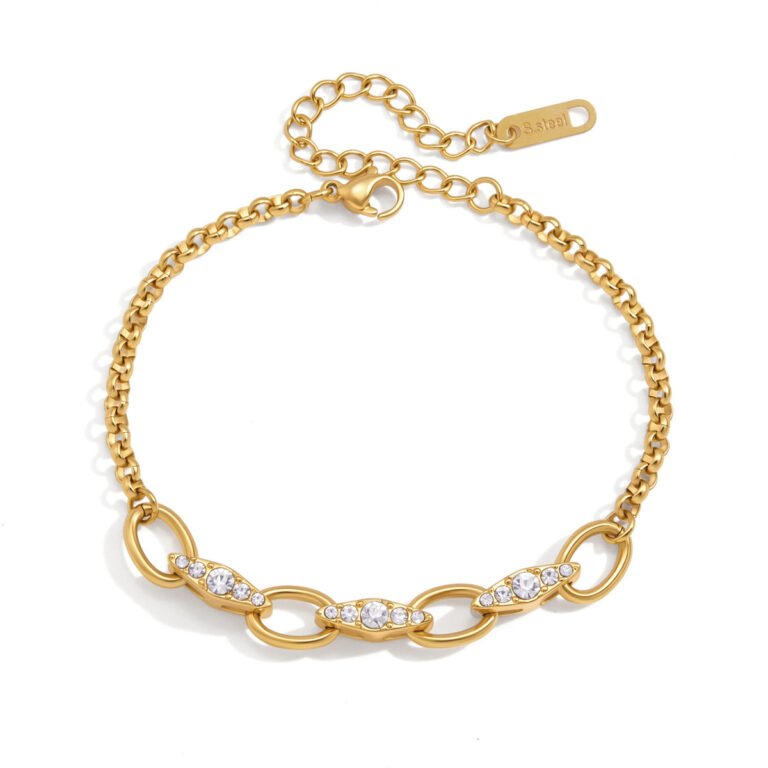 Oval Interlocking Link Pave Zircon Box Chain Bracelet