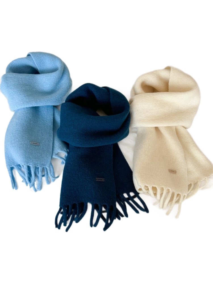 Thick Solid Color Wool Winter Scarf with Chunky Fringes and Logo Tag